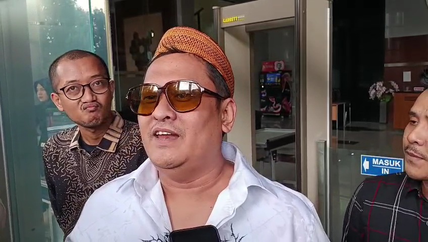 Bos Rokok Haji Her Diperiksa KPK, Mengaku Tak Kenal Tersangka Kasus Bea Cukai