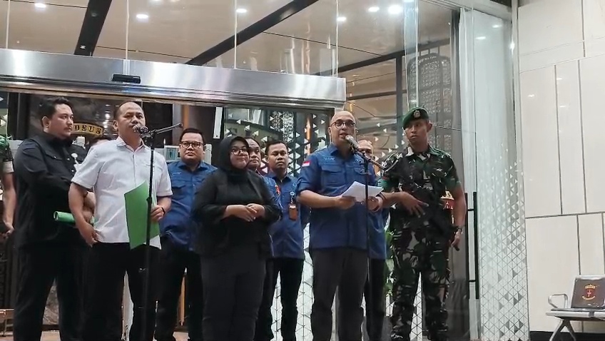 Kejagung Tetapkan Riza Chalid dan 6 Tersangka di Kasus Petral