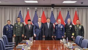 Pertemuan bilateral dengan Secretary of War Amerika Serikat Pete Hegseth di Pentagon, Arlington, Washington D.C., pada Senin, 13/4/2026 dan menghasilkan peningkatan hubungan pertahanan menjadi Major Defense Cooperation Partnership (MDCP) melalui Joint Statement | Dok. Kementerian Pertahanan RI