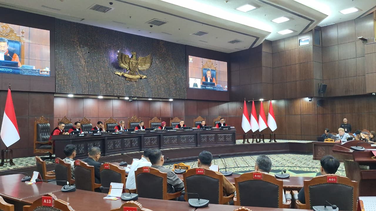 Tak Miliki Legal Standing, Permohonan Delpedro Cs Kandas di MK
