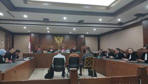 Tiga Terdakwa Pertamina saat mendengarkan sidang tuntutan, Kamis, 23/4/2026 | Syahrul Baihaqi/Forum Keadilan