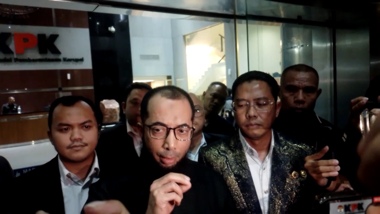 Ustaz Khalid Basalamah Usai Diperiksa KPK, Tegaskan Status Saksi dan Bantah Terlibat Kasus Kuota Haji