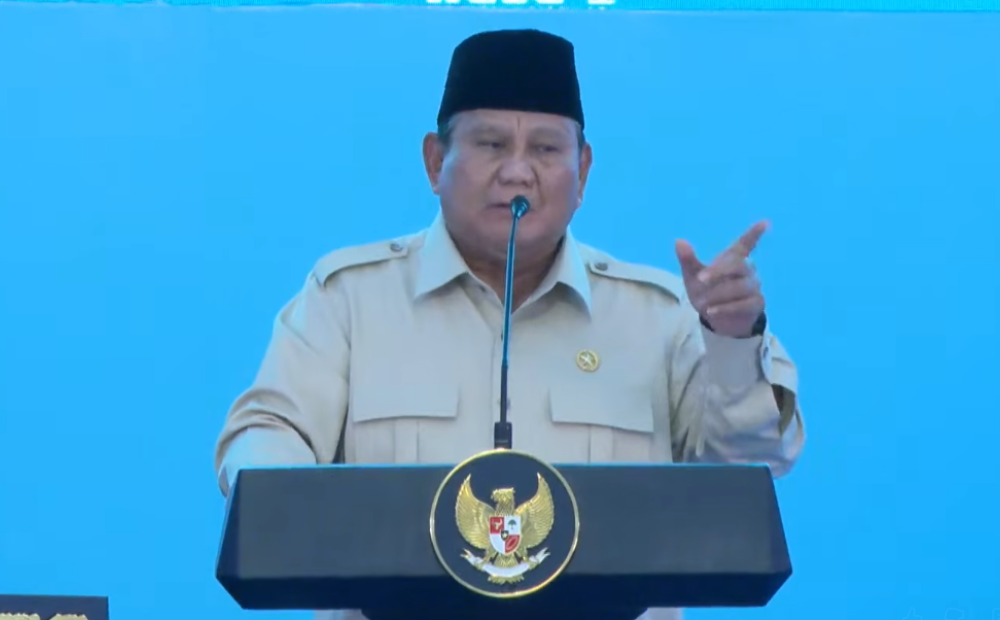 Guyonan Prabowo ke Kapolri dan Trenggono