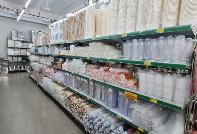 Harga Plastik Meroket, DPR Desak Kemendag Segera Intervensi Pasar