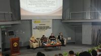 Rhenald Kasali (kedua dari kanan) dalam diskusi yang diselenggarakan Lembaga Pengkajian Hukum Acara dan Sistem Peradilan UI di Kampus UI, Depok, Selasa, 26/5/2025 | Syahrul Baihaqi/Forum Keadilan