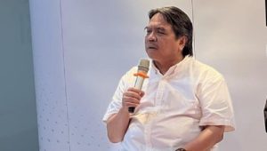Pegiat media sosial Ade Armando dalam konferensi pers di DPP PSI, Selasa, 5/5/2026 | Ist