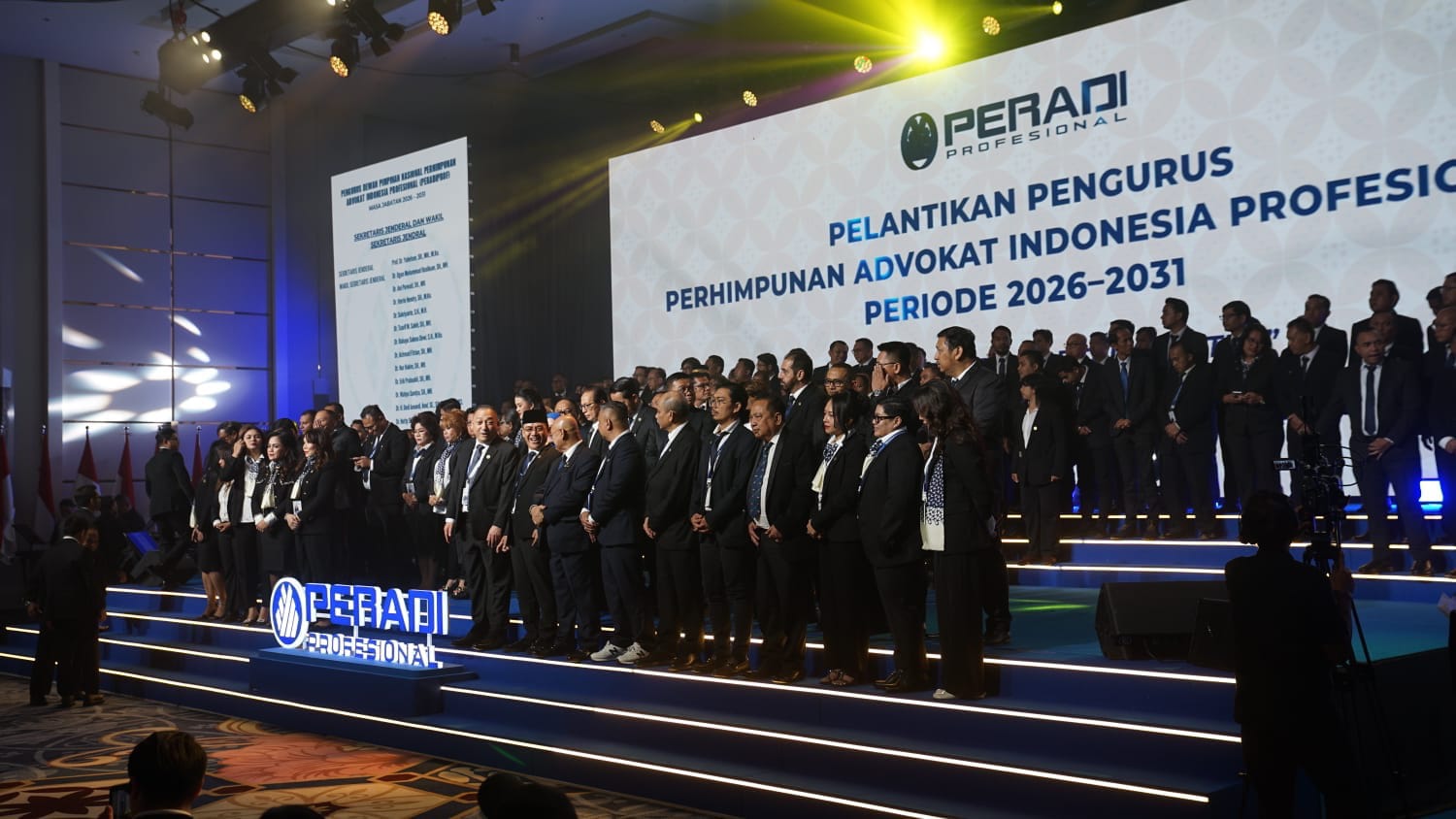 Deretan Elite Hadiri Pelantikan PERADI Profesional