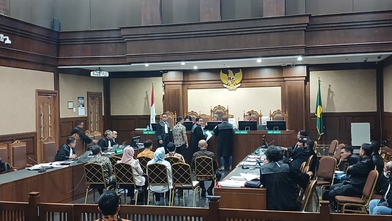 ‘Sultan’ Bobby Kemnaker Ngaku Terima Uang Rp58 Miliar di Kasus Pemerasan Sertifikat K3