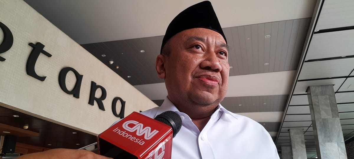 DPR Minta PSSI Urus Kericuhan Suporter Bola