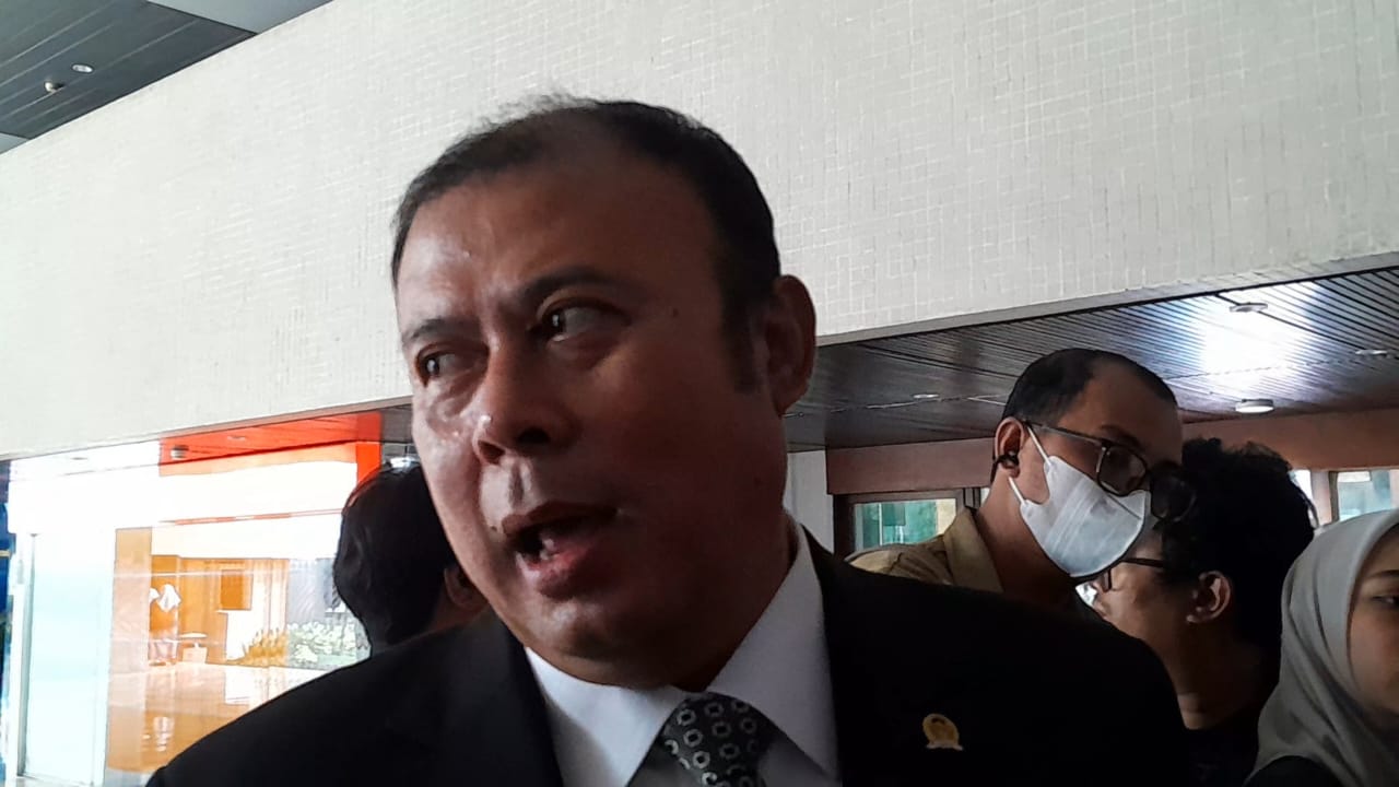 DPR Ingatkan Pentingnya Batasan dan Pengawasan Homeless Media Agar Tak Jadi Buzzer
