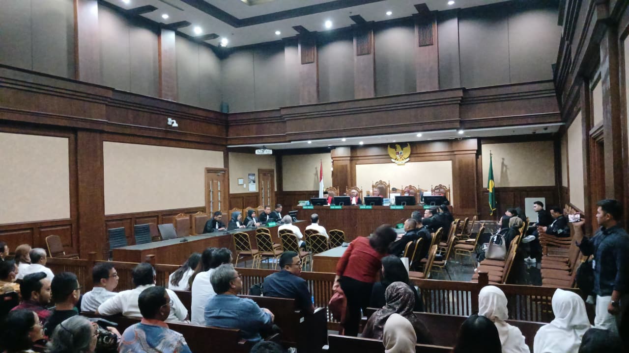 Dua Petinggi Pertamina Divonis 6 Tahun Penjara di Kasus Tata Kelola Minyak Mentah