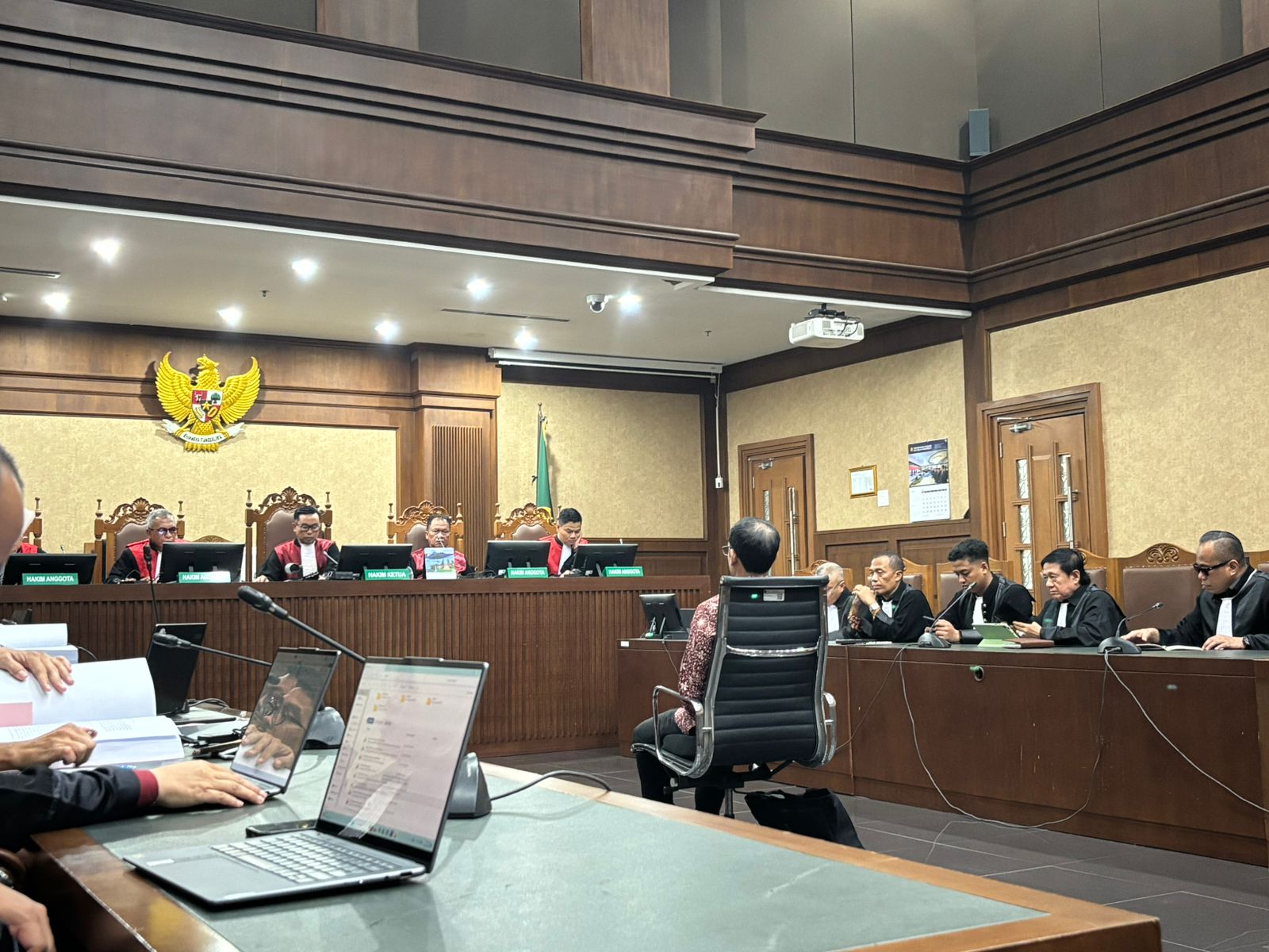 Nadiem Makarim Dituntut 18 Tahun Penjara di Kasus Korupsi Chromebook