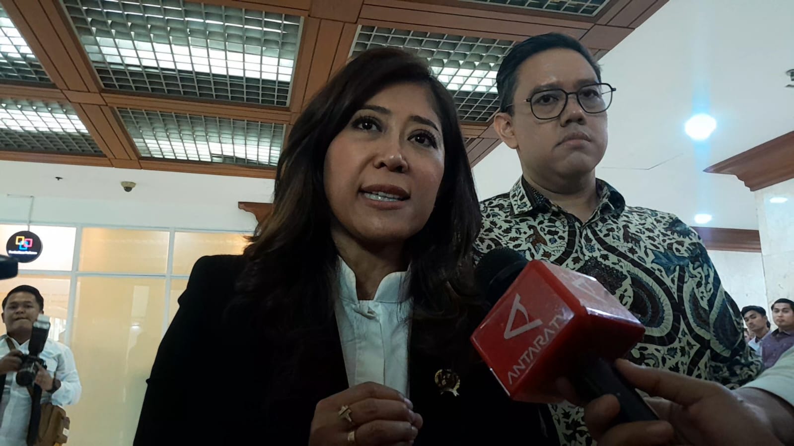 Menkomdigi Bantah Isu Transfer Data Kependudukan RI ke AS