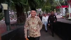 Mantan Menteri Agama Ad Interim Muhadjir Effendy di Gedung KPK, Jakarta, Senin, 18/5/2026 | Muhammad Reza/Forum Keadilan