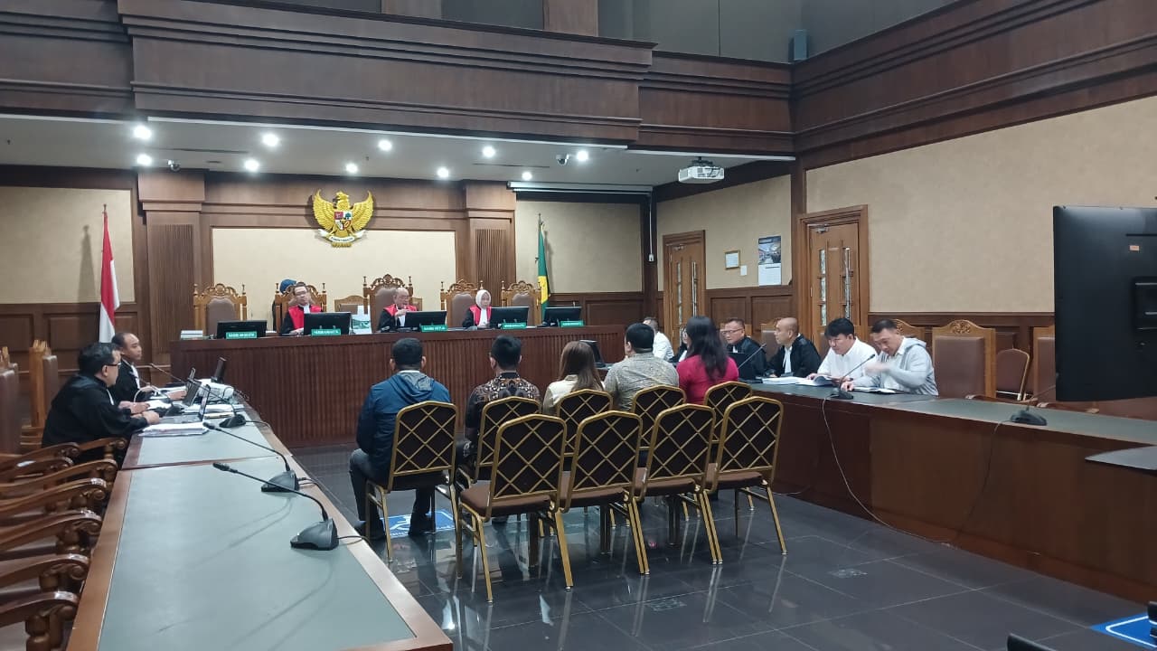 Saksi Ungkap Pejabat Bea Cukai Berinisial “D” Terima SG$500 Ribu per Bulan di Kasus Suap Blueray