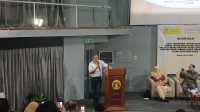 Rocky Gerung dalam acara “Mengurai Batas Pidana Tindak Pidana Korupsi dalam Keputusan Bisnis” yang diselenggarakan Lembaga Pengkajian Hukum Acara dan Sistem Peradilan UI di Kampus UI, Depok, Selasa, 26/5/2026 | Syahrul Baihaqi/Forum Keadilan