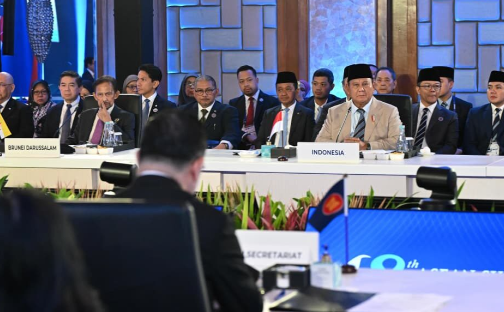 Prabowo di KTT ASEAN: Kita Tengah Membangun Tenaga Surya 100 Gigawatt