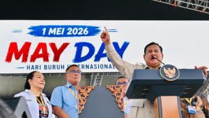Presiden Prabowo Subianto dalam sambutannya pada Peringatan Hari Buruh Internasional yang digelar di kawasan Lapangan Silang Monumen Nasional (Monas), Jakarta, pada Jumat, 1/5/2026. | Dok Setpres/Laily Rachev