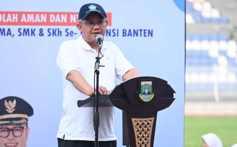 Isi SE Mendikdasmen Soal Nasib Guru Honorer