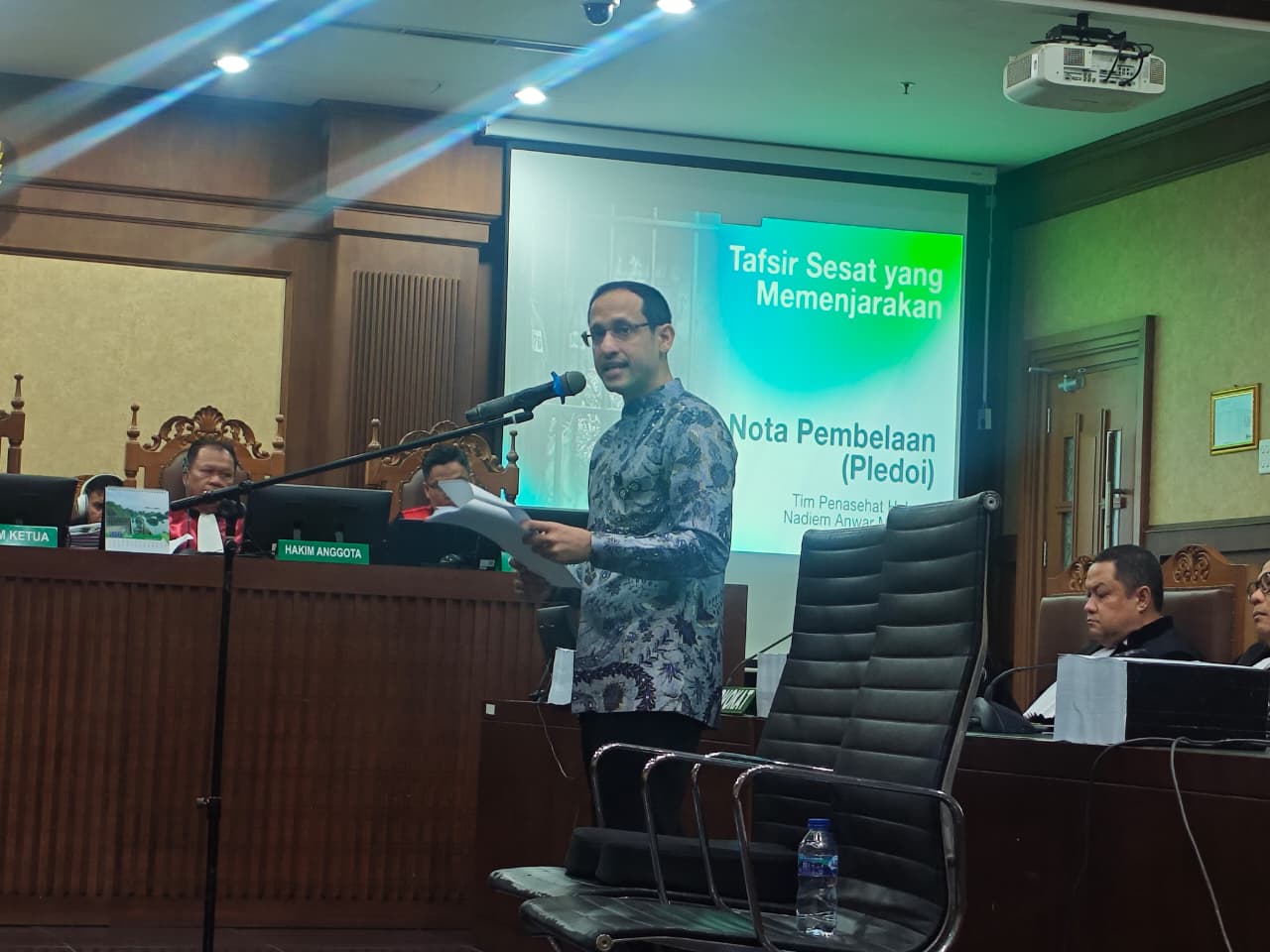 Singgung Anugerah Bintang Mahaputra, Nadiem: Saya Malah Dapat Hadiah Jeruji Besi