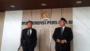 Wakil Ketua DPR RI dari Fraksi PKB Cucun Ahmad Syamsurijal (kanan) dan Wakil Ketua DPR RI dari Fraksi NasDem Saan Mustofa (kiri) di Kompleks Parlemen, Senayan, Jakarta, Kamis, 4/6/2026 | Novia Suhari/Forum Keadilan