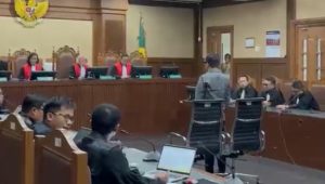 Eks Wamenaker Immanuel Ebenezer Gerungan alias Noel saat menghadapi sidang putusan di Pengadilan Tipikor Jakarta, Kamis, 4/6/2026 | Ist