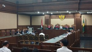Dua tersangka eks Pejabat Bea Cukai Rizal dan Sisprian Subiaksono saat bersaksi di Pengadilan Tipikor Jakarta, Senin, 8/6/2026 | Syahrul Baihaqi/Forum Keadilan