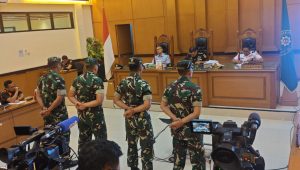 4 pelaku penyerang Andrie Yunus saat mendengarkan sidang putusan di Pengadilan Militer Jakarta, Rabu, 10/6/2026 | Ist