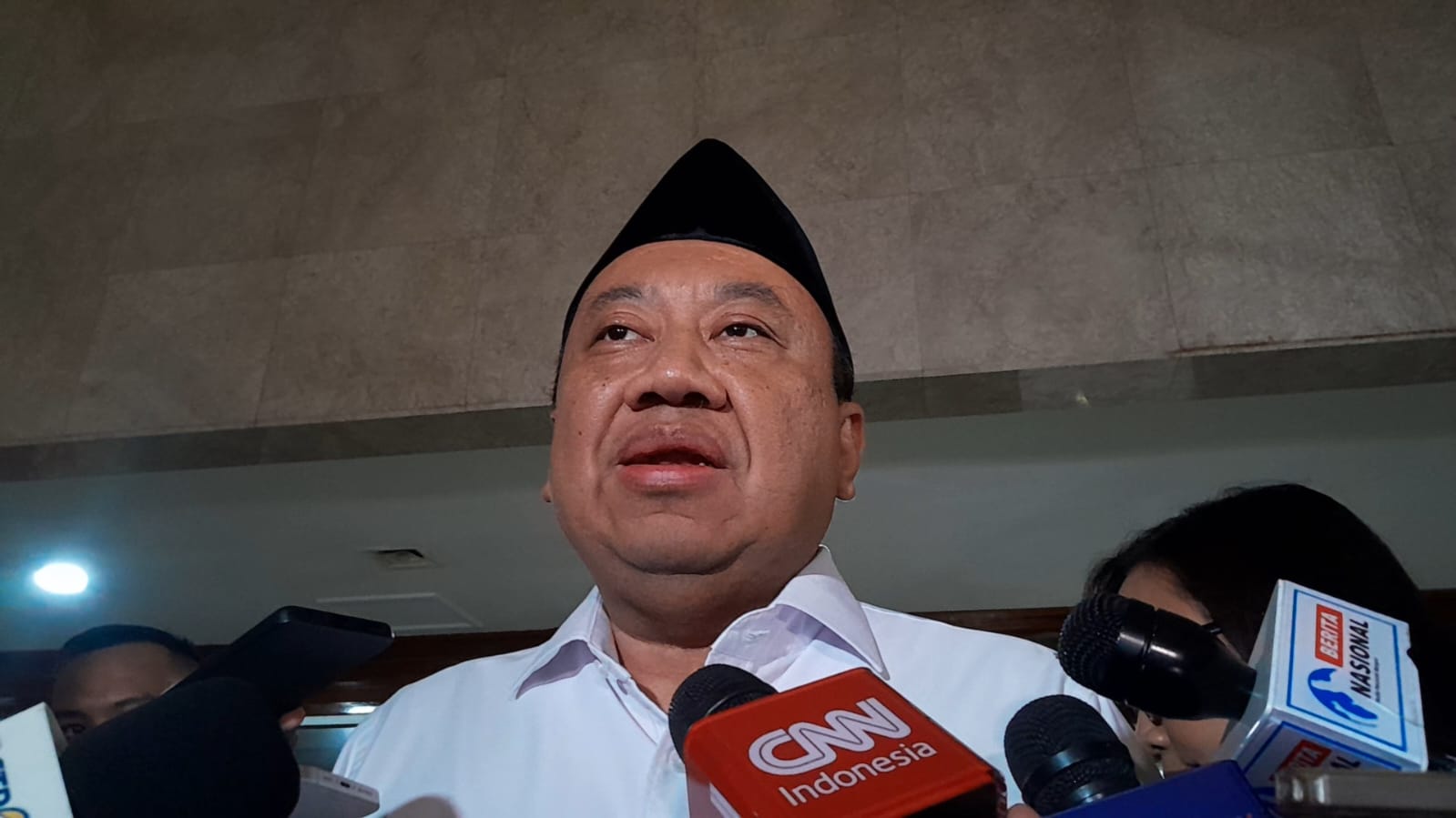 Ratusan Kepsek di Sulsel Diminta Mundur, DPR Minta Evaluasi Tata Kelola Dana BOS