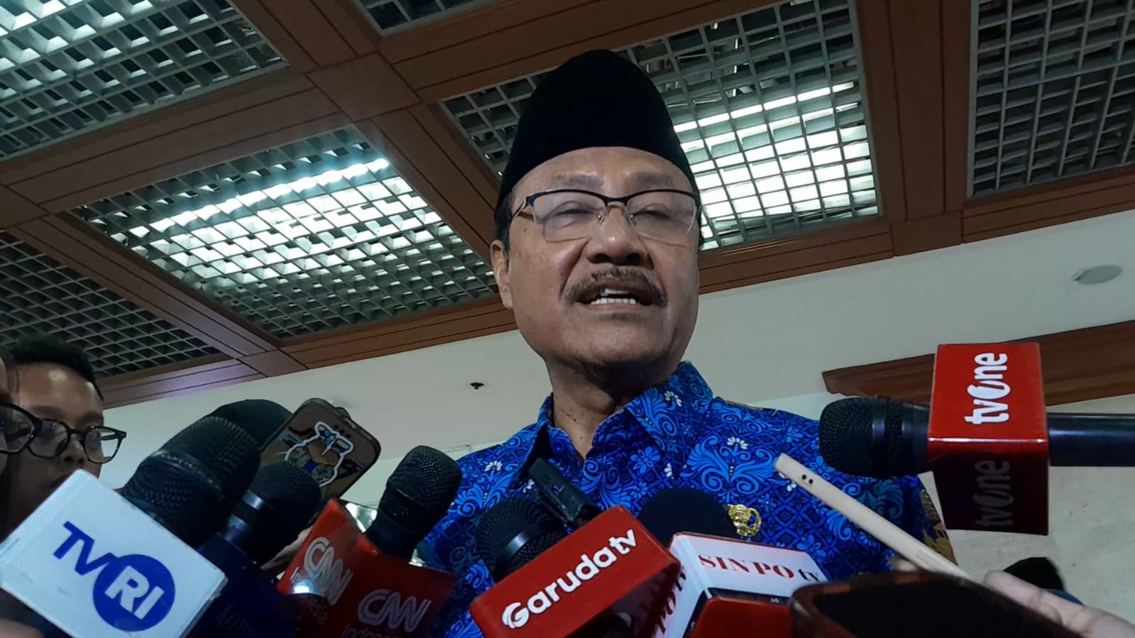 Mensos Bantah Sekolah Rakyat Kekurangan Guru