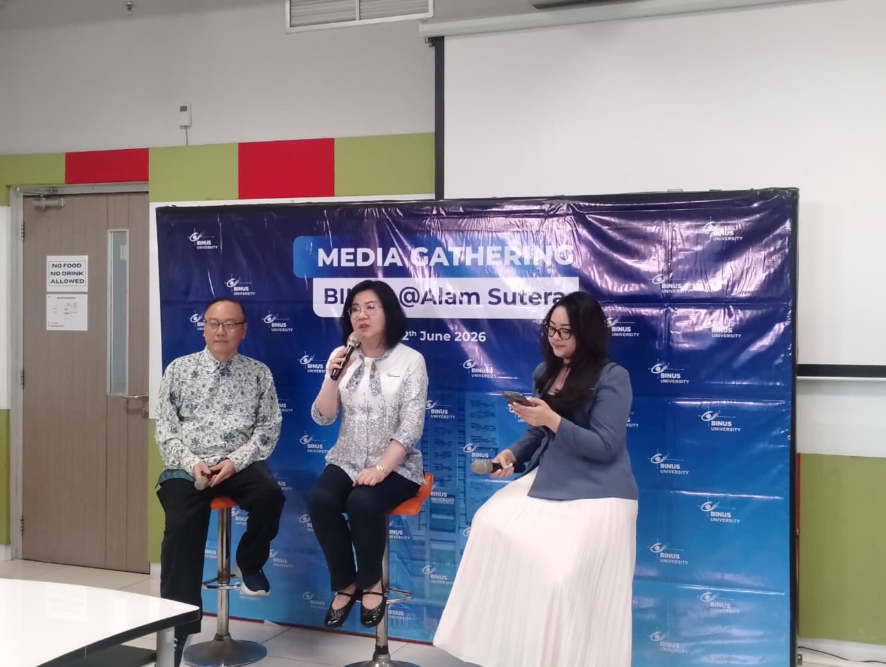 BINUS Soroti Tantangan Dunia Kerja di Era AI, Siapkan Mahasiswa Lewat Pengalaman Industri