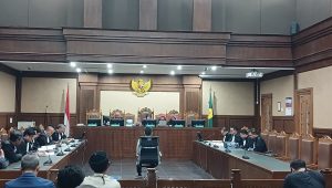 Eks Ketua Ombdusman Hery Susanto saat menghadapi sidang dakwaan di Pengadilan Tipikor Jakarta, Kamis, 25/6/2026 | Syahrul Baihaqi/Forum Keadilan