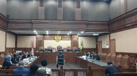 Eks Ketua Ombdusman Hery Susanto saat menghadapi sidang dakwaan di Pengadilan Tipikor Jakarta, Kamis, 25/6/2026 | Syahrul Baihaqi/Forum Keadilan