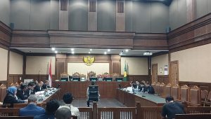 Eks Ketua Ombdusman Hery Susanto saat menghadapi sidang dakwaan di Pengadilan Tipikor Jakarta, Kamis, 25/6/2026 | Syahrul Baihaqi/Forum Keadilan