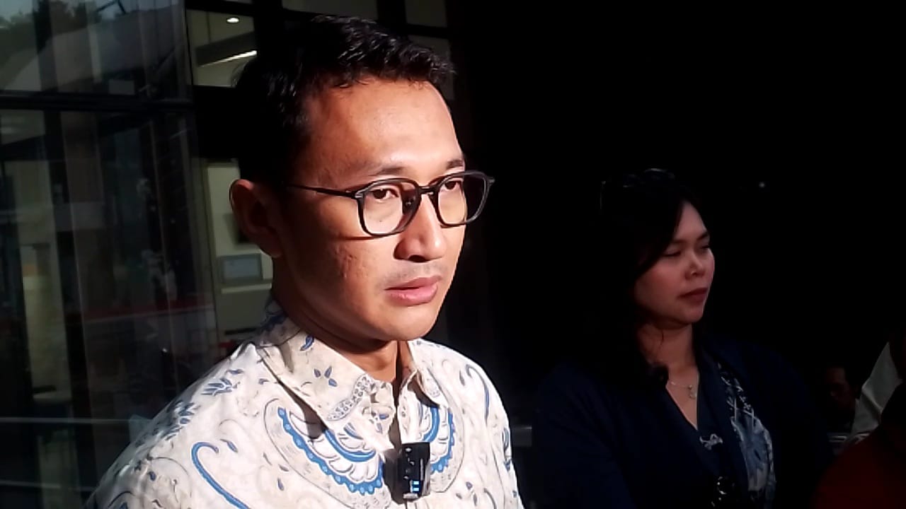 10 Orang Diamankan Saat OTT KPK di Kuansing, Bupati dan Sekda Diminta Serahkan Diri