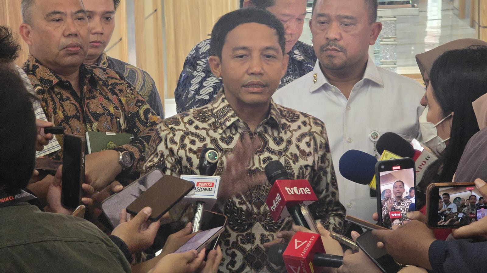 Terseret Kasus Suap Bupati Kuansing, Raja Juli Klaim Amplop Dikembalikan Sebelum OTT
