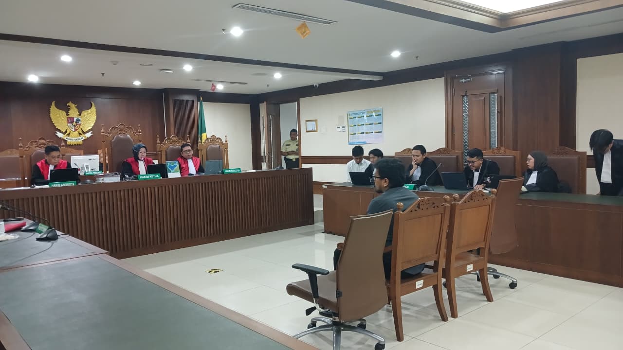 Di Sidang Khariq Anhar, Ferry Irwandi Sebut Timpa Teks Hal Lumrah di Media Sosial