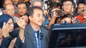 Roy Suryo usai sidang praperadilan di Pengadilan Negeri Jakarta Selatan (PN Jaksel), Selasa, 7/7/2026 | Syahrul Baihaqi/Forum Keadilan