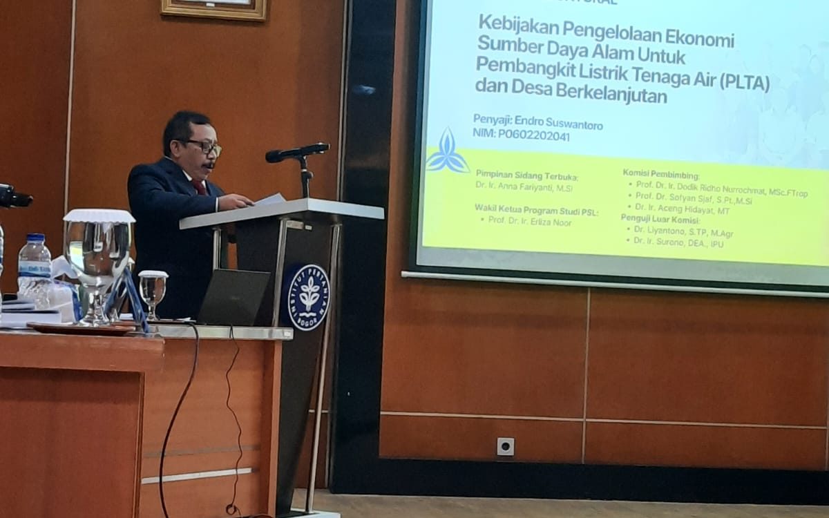 Endro Suswantoro Raih Gelar Doktor IPB Lewat Riset Tata Kelola PLTA dan Desa Berkelanjutan