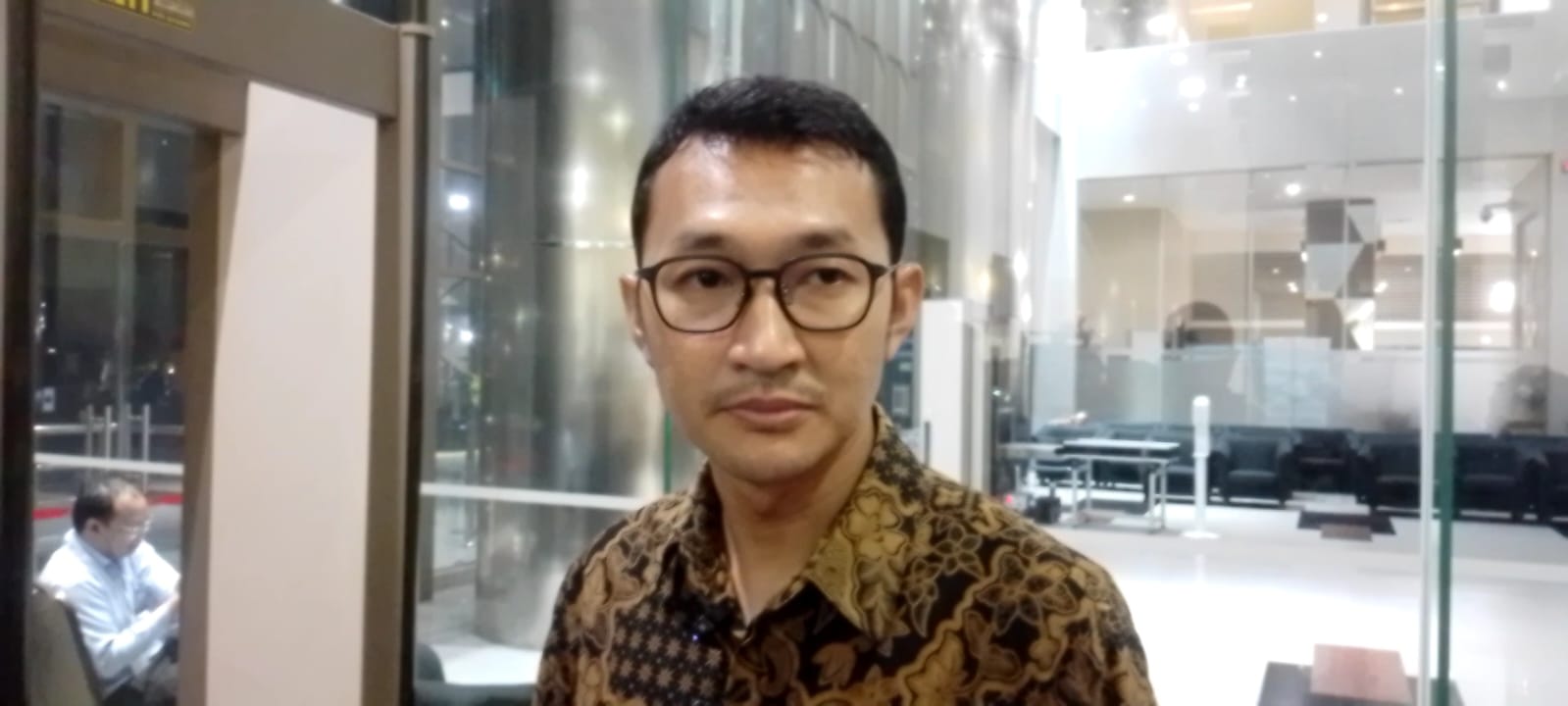 KPK Sita Land Cruiser LC 300 Diduga Hadiah Suap untuk Bupati Kuansing, Ditemukan dengan Pelat Nomor Diganti