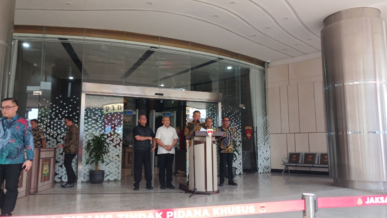 Febrie Tepis Dirinya Mundur dari Jabatan Jampidsus Kejagung