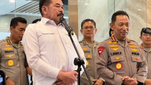 Kapolri Jenderal Listyo Sigit dan Jaksa Agung ST Burhanuddin saat bertemu di Gedung Kejaksaan Agung, Senin, 13/7/2026 | Ist