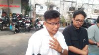 Kuasa hukum tersangka Don Ritto, Handika Honggowongso di Polda Metro Jaya, Jakarta, Selasa, 14/7/2026 | Muhammad Reza/Forum Keadilan