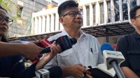 Kuasa hukum tersangka Don Ritto, Handika Honggowongso di Polda Metro Jaya, Jakarta, Selasa, 14/7/2026 | Muhammad Reza/Forum Keadilan