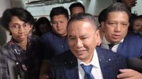 Hotman Paris di lantai dasar Gedung Bundar Kejagung, Jumat, 17/7/2026 | Ist