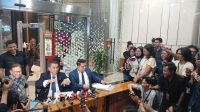 Hotman Paris di Gedung Bundar Kejagung, Jumat, 17/7/2026 | Syahrul Baihari/Forum Keadilan