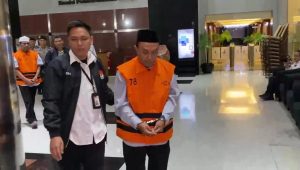 KPK Tahan Tiga Tersangka Baru Kasus Suap Dana Hibah Pokmas Jatim, Rabu, 22/7/2026 | Muhammad Reza/Forum Keadilan