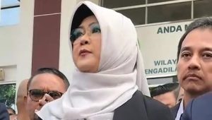 Tifauzia Tyassuma atau Dokter Tifa di Pengadilan Negeri Jakarta Timur, Kamis, 23/7/2026 | Muhammad Reza/Forum Keadilan