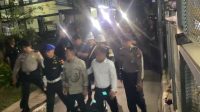 Mantan Jaksa Agung Muda Tindak Pidana Khusus Kejaksaan Agung (Jampidsus Kejagung) Febrie Adriansyah tiba di Rumah Tahanan (Rutan) Komisi Pemberantasan Korupsi (KPK), Jakarta Selatan, Jumat, 24/7/2026, sekitar pukul 23.20 WIB | Muhammad Reza/Forum Keadilan