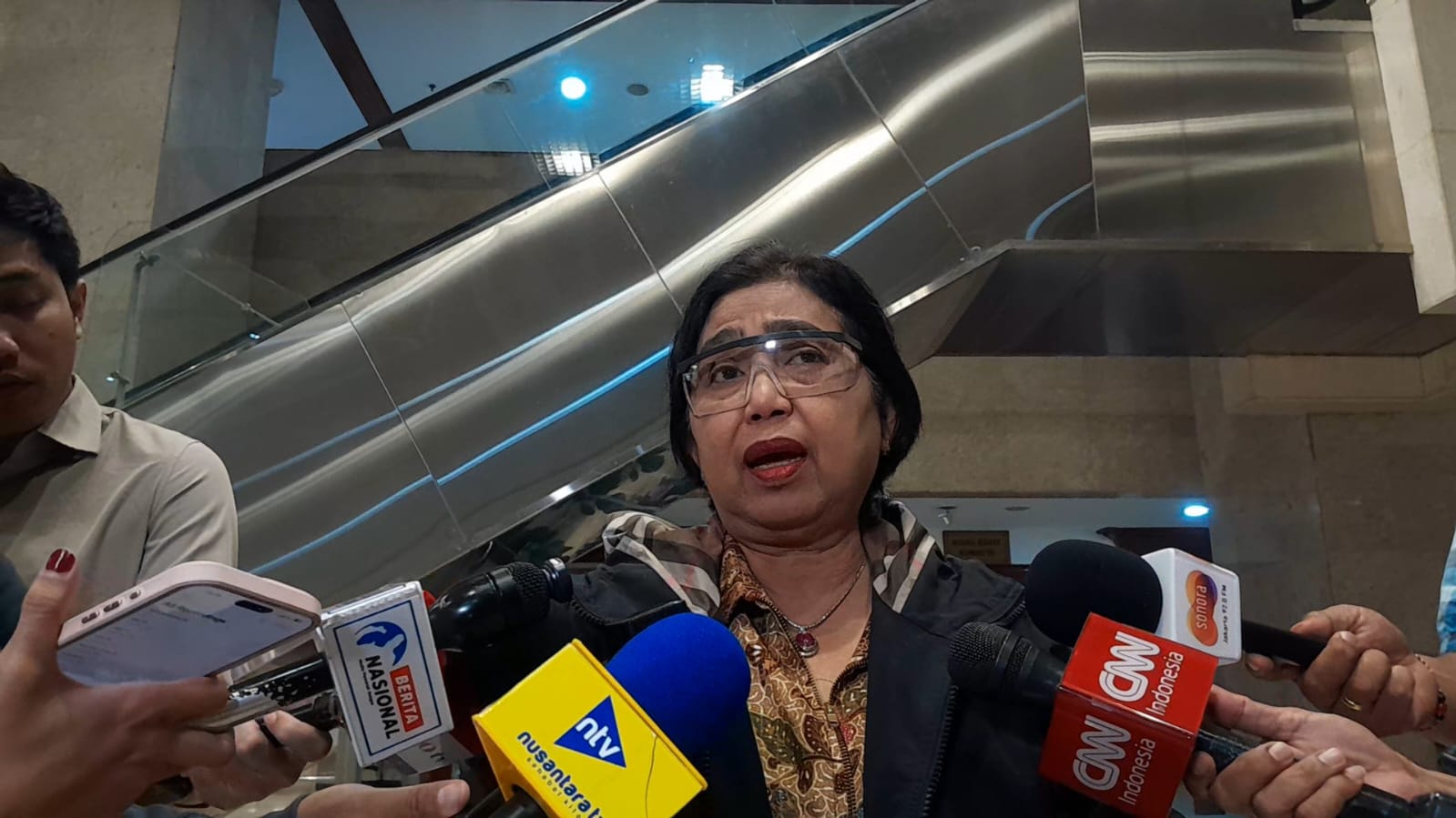 Akui Tak Setuju Sistem Baru BGN “Portal Digital MBG”, Komisi IX DPR: Enggak Usah Deh